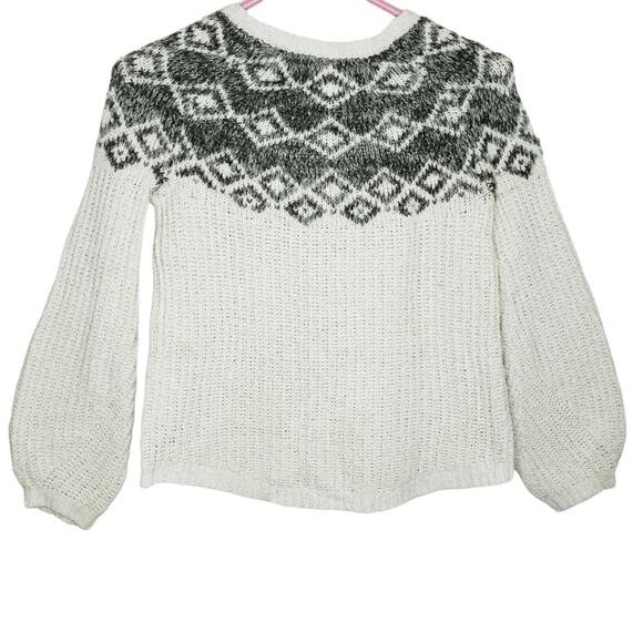 Justice Long Sleeve Jeweled Sweater with Gold Thread Weaved into Knit Sz 8 Girl - Picture 6 of 6